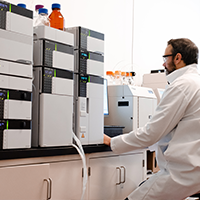 chiral-screening-200×200